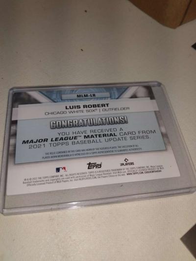2021 Topps Luis Robert relic - Thumbnail 3