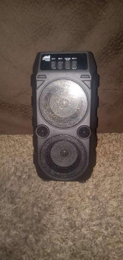 speakers - Thumbnail 3