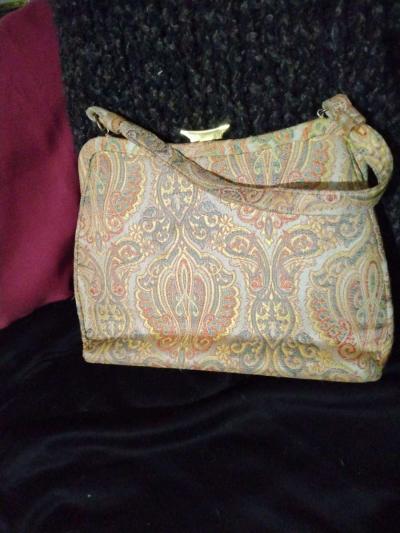 VINTAGE 1940S AND 1950S PURSES - Thumbnail 2