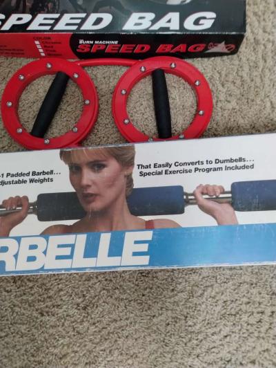 Get into shape by Summer using this 85lbs Dumbbell system - Thumbnail 3