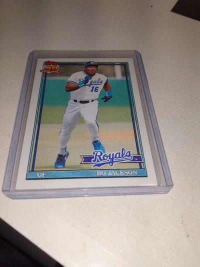 Topps 40th anniversary Bo Jackson card 600 - Thumbnail 1