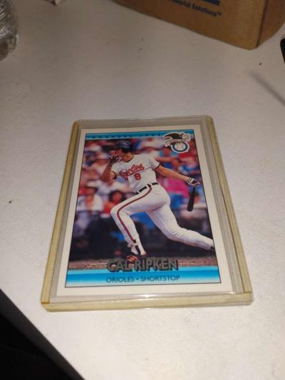 1992 donruss Cal ripken Jr card number 22 - Thumbnail 1