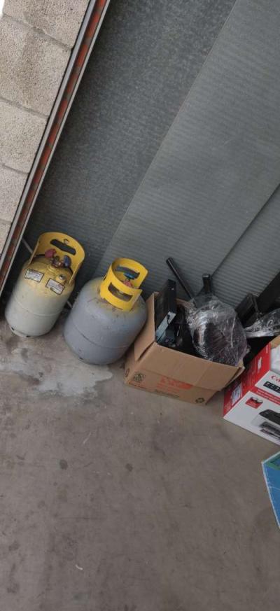 Storage Unit For Sale - Thumbnail 4