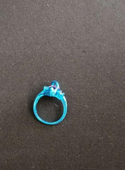 Blue Ring w Purple Stone - Thumbnail 3