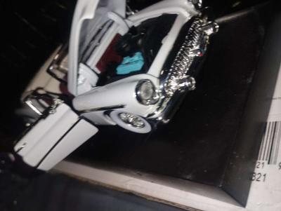 1953 Buick Skylark collectable signature model Car - Thumbnail 4