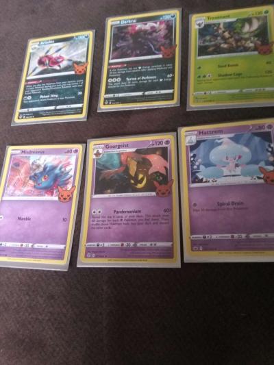 Pokemon cards - Thumbnail 2