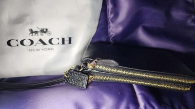 Black Double Zipper and Slots Wristlet - Thumbnail 6