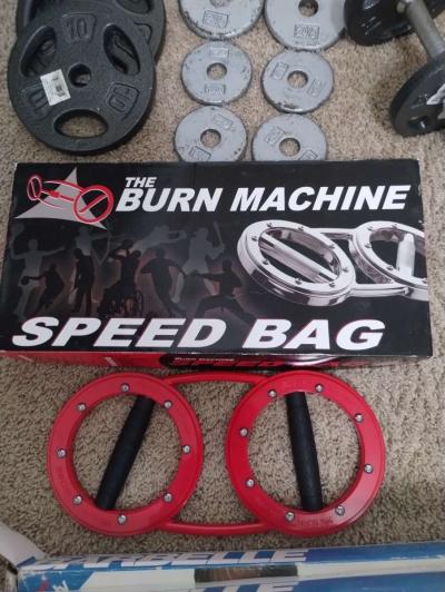 Get into shape by Summer using this 85lbs Dumbbell system - Thumbnail 6