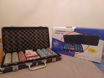 A 300 pc poker set with Carring case - Thumbnail 3