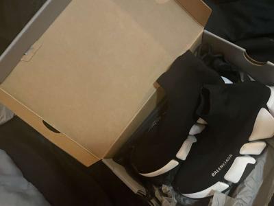 balenciaga - Thumbnail 3