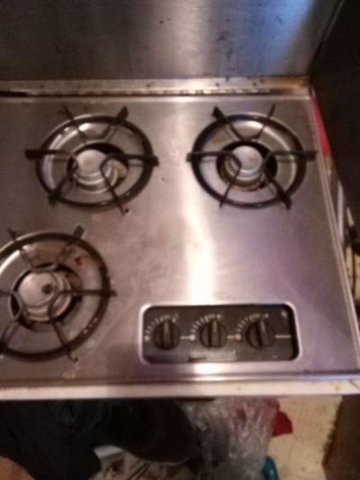 a three burner gas tank as you go portable propane stove
