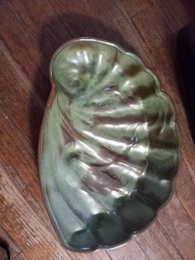 vintage jewlery shell tray - Thumbnail 2