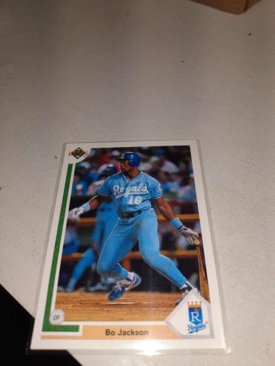1991 upper Deck Bo Jackson - Thumbnail 1