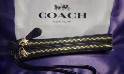 Black Double Zipper and Slots Wristlet - Thumbnail 3