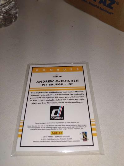 2019 panini Andrew McCutchen Jersey relic - Thumbnail 2