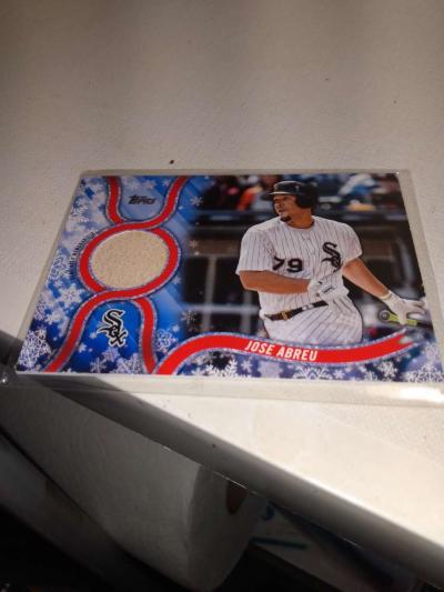 2018 holiday relic Jose abreu - Thumbnail 1