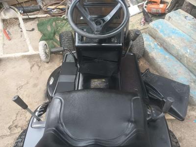 Murray 5 speed mower - Thumbnail 3