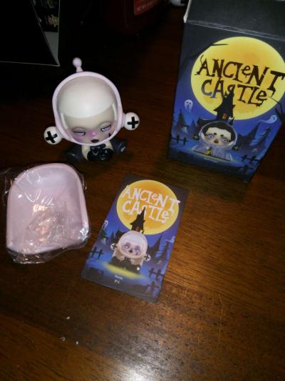 Ancient Castle blind boxes 25 each - Thumbnail 4