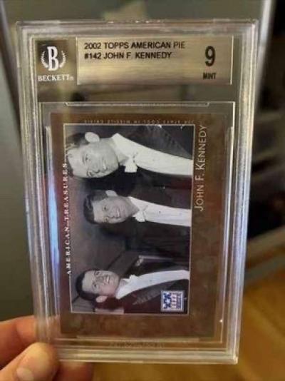 2002 Topps American Pie 142 John F Kennedy GRADED MINT 9 BGS - Thumbnail 1