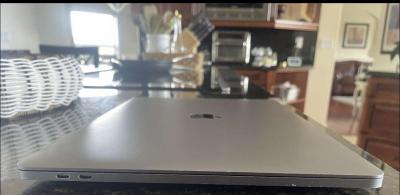 apple macbook pro - Thumbnail 3