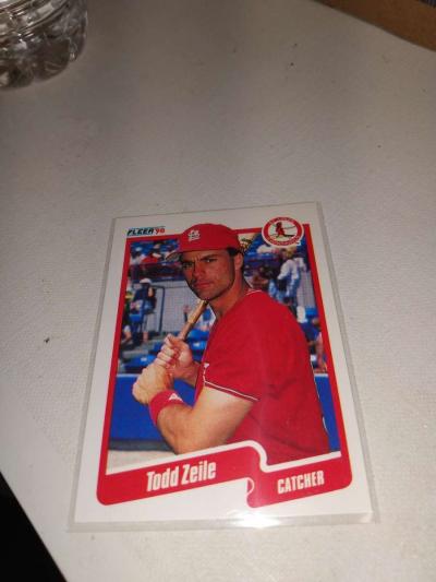 1990 Fleer Todd zio card number 265 rookie card - Thumbnail 1