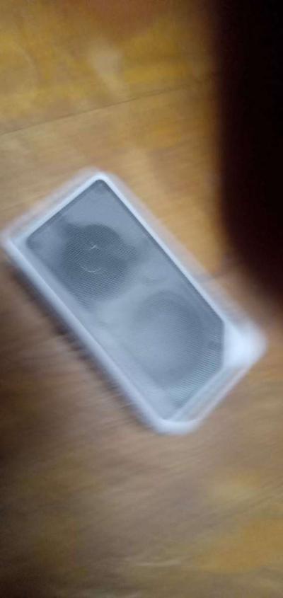 speakers - Thumbnail 2