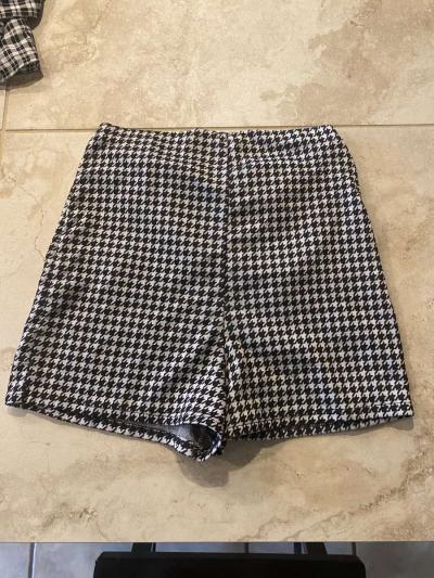 3 skirts deal - Thumbnail 2