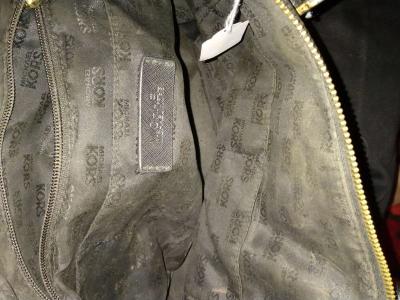 MICHAEL KORS BLACK HANDBAG - Thumbnail 3