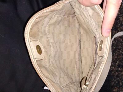 MICHAEL KORS GOLD CROSSBODY PURSE - Thumbnail 2