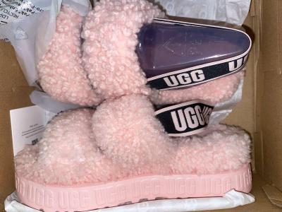UGG SLIPPERS - Thumbnail 2