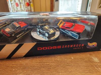 matchbox cars hot wheels and tractor trailers - Thumbnail 4