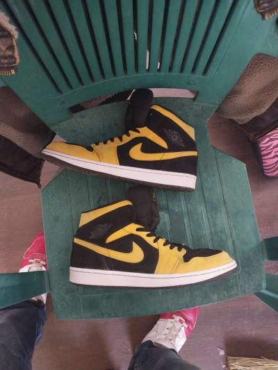 nike air jordans mid - Thumbnail 2
