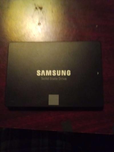 Samsung internal memory card - Thumbnail 3
