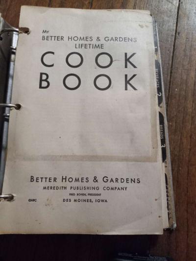 vintage Better homes and gardens cook book