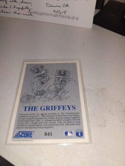 1991 score Griffey and his father - Thumbnail 2