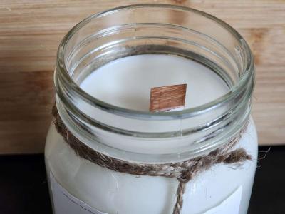 Handmade 16 oz mason jar candle - Thumbnail 5