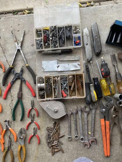 tool box with extra tools - Thumbnail 5