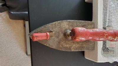 Pioneer Antiuqe Iron - Thumbnail 2