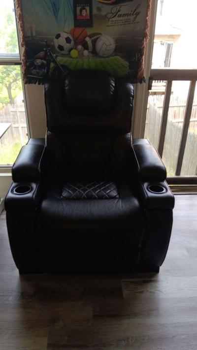 leather couch and Recliner chair - Thumbnail 2