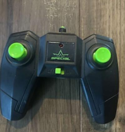 Remote control car - Thumbnail 2