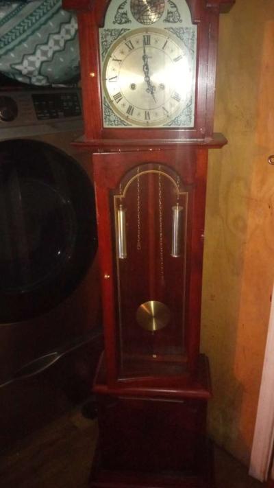 grandfather Clock - Thumbnail 3