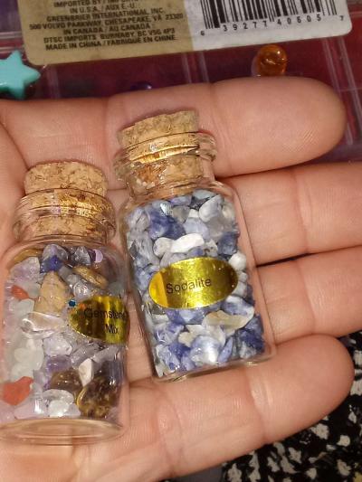 mini bottles of quartz - Thumbnail 2