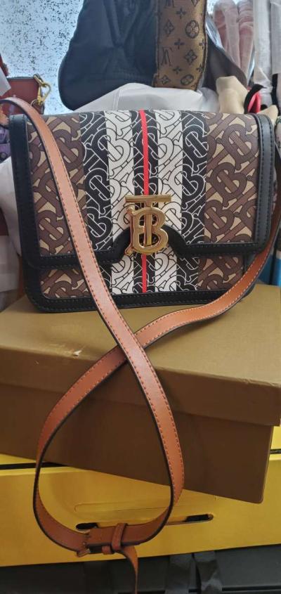 Burberry bag - Thumbnail 2