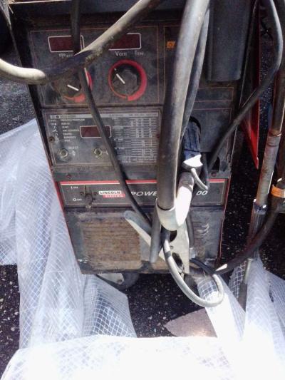 Lincoln Welding Machine - Thumbnail 3