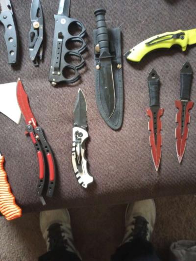 pocket knives hatchets - Thumbnail 3