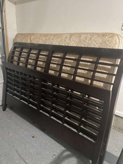 4pc Sleigh Bedroom Set - Thumbnail 3
