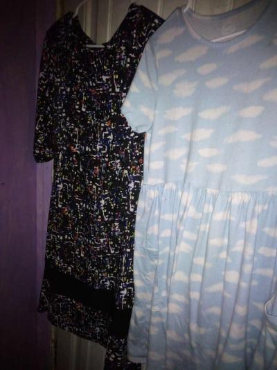 womans clothes - Thumbnail 2