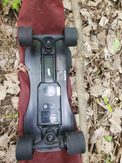 Swagtron Electric Skateboard - Thumbnail 2