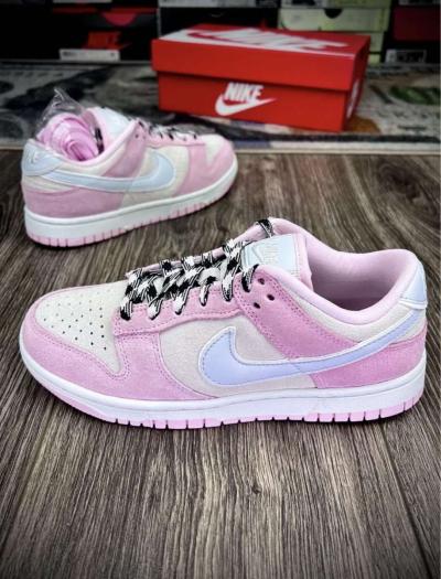 Woman Nike Dunks Low pink foam - Thumbnail 3