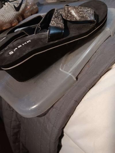 SASHA sandels size 8 in womens - Thumbnail 4